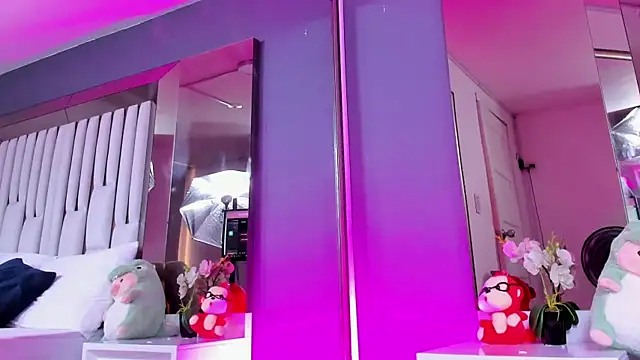 Kitty Eliffe online show from 02-28-25, 10:28