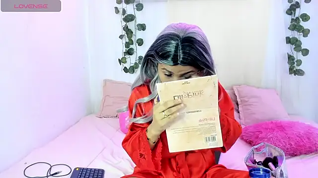 catalina and roger online show from 09-22-25, 10:12