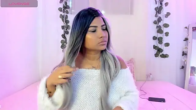 catalina and roger online show from 10-20-25, 12:27