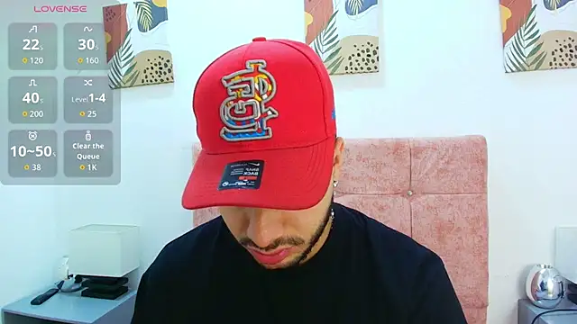 Amadeo Wild online show from 11-14-25, 01:54