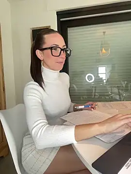 Snapshot of lola_tentatiion chatting on 01-31-25, 09:27 lola tentatiion online show from 01-31-25, 09:27