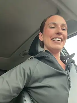 Snapshot of lola_tentatiion chatting on 02-20-25, 01:30 lola tentatiion online show from 02-20-25, 01:30