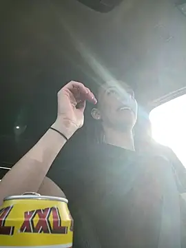 Snapshot of lola_tentatiion chatting on 03-21-25, 08:50 lola tentatiion online show from 03-21-25, 08:50