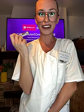 Snapshot of lola_tentatiion chatting on 09-08-25, 07:02 lola tentatiion online show from 09-08-25, 07:02