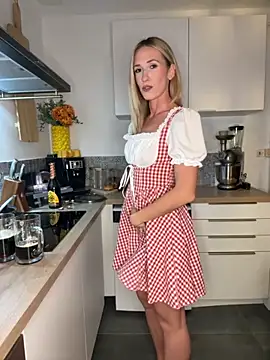 Snapshot of lola_tentatiion chatting on 09-19-25, 07:03 lola tentatiion online show from 09-19-25, 07:03