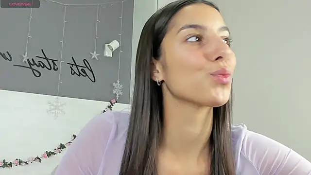 Maria  Candy online show from 11-14-25, 04:22