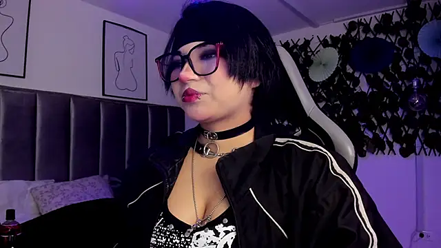 Kitty Gang online show from 04-22-26, 12:35