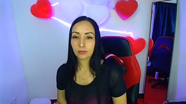 Snapshot of yaralyminjo2 chatting on 02-19-25, 01:17 yaralyminjo2 online show from 02-19-25, 01:17