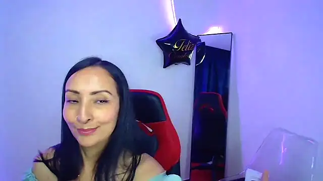 Snapshot of yaralyminjo2 chatting on 03-07-25, 02:34 yaralyminjo2 online show from 03-07-25, 02:34