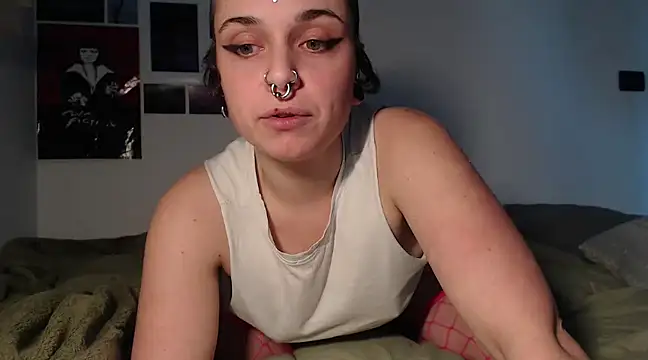 Snapshot of kinkyspirali chatting on 01-15-25, 02:56 kinkyspirali online show from 01-15-25, 02:56