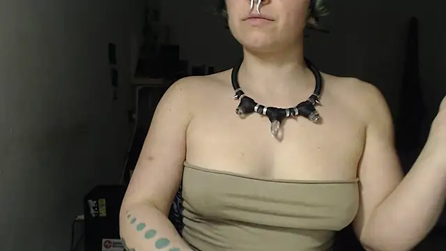 Snapshot of kinkyspirali chatting on 03-14-25, 11:22 kinkyspirali online show from 03-14-25, 11:22