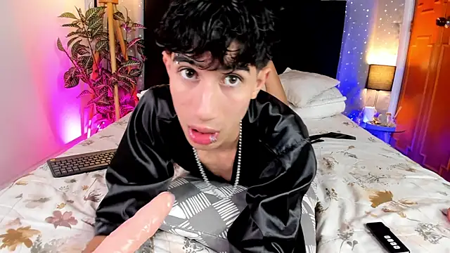 Snapshot of novaybrian chatting on 01-27-25, 02:02 novaybrian online show from 01-27-25, 02:02