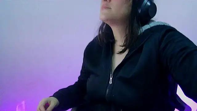 soysara15 online show from 06-15-26, 01:52