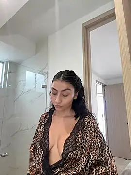 Snapshot of Gia_Ferh chatting on 05-01-26, 03:49 Gia Ferh online show from 05-01-26, 03:49