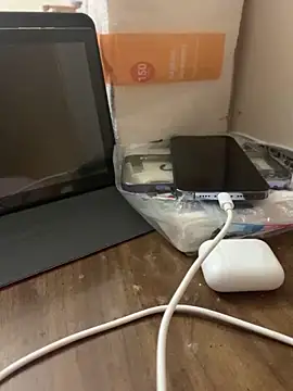 Snapshot of Mingtian4117 chatting on 10-28-25, 02:15 Mingtian4117 online show from 10-28-25, 02:15