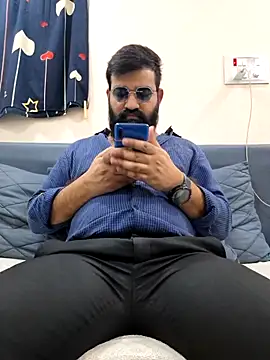 Fun Guuy online show from 04-23-26, 03:52