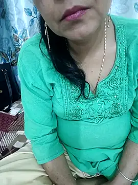 Snapshot of Saroj-Shah chatting on 03-20-25, 03:14 Saroj-Shah online show from 03-20-25, 03:14