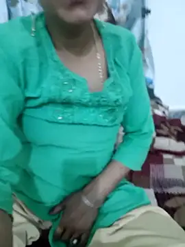 Snapshot of Saroj-Shah chatting on 03-21-25, 01:56 Saroj-Shah online show from 03-21-25, 01:56