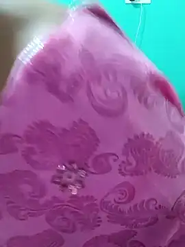 Snapshot of Saroj-Shah chatting on 09-20-25, 06:03 Saroj-Shah online show from 09-20-25, 06:03