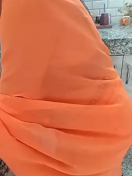 Snapshot of Saroj-Shah chatting on 10-06-25, 05:38 Saroj-Shah online show from 10-06-25, 05:38