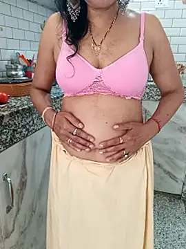 Snapshot of Saroj-Shah chatting on 10-07-25, 05:48 Saroj-Shah online show from 10-07-25, 05:48