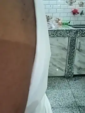 Snapshot of Saroj-Shah chatting on 10-15-25, 04:29 Saroj-Shah online show from 10-15-25, 04:29