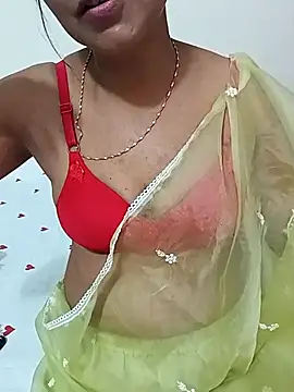 Snapshot of Saroj-Shah chatting on 10-19-25, 06:14 Saroj-Shah online show from 10-19-25, 06:14