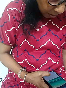 Snapshot of Saroj-Shah chatting on 10-28-25, 07:56 Saroj-Shah online show from 10-28-25, 07:56