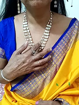 Snapshot of Saroj-Shah chatting on 11-07-25, 06:46 Saroj-Shah online show from 11-07-25, 06:46