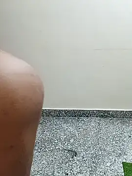 Snapshot of Saroj-Shah chatting on 11-09-25, 08:23 Saroj-Shah online show from 11-09-25, 08:23