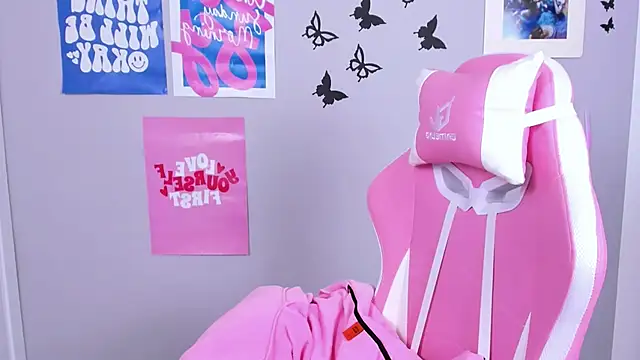 Snapshot of MiaMilas chatting on 01-23-25, 06:06 MiaMilas online show from 01-23-25, 06:06