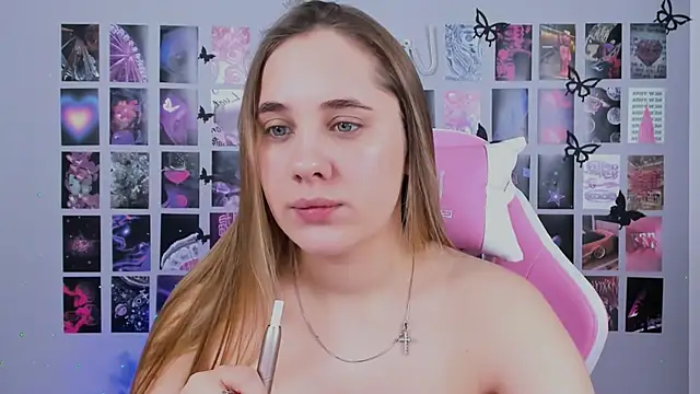 Snapshot of MiaMilas chatting on 03-07-25, 06:24 MiaMilas online show from 03-07-25, 06:24