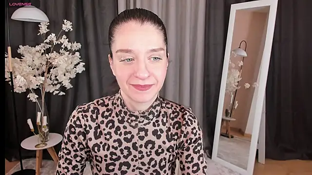 helentasty online show from 03-19-25, 02:05