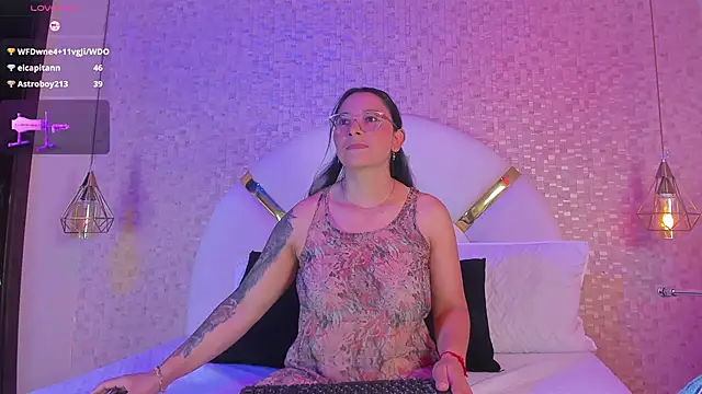 sophie 1 online show from 01-29-25, 03:12