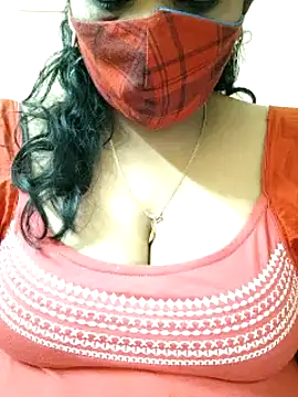 mallu-sumi online show from 03-20-25, 04:53