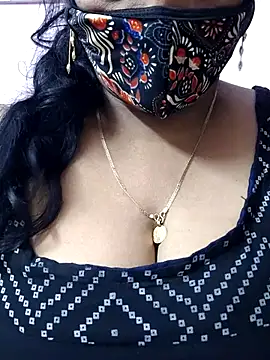 mallu-sumi online show from 04-19-26, 05:12