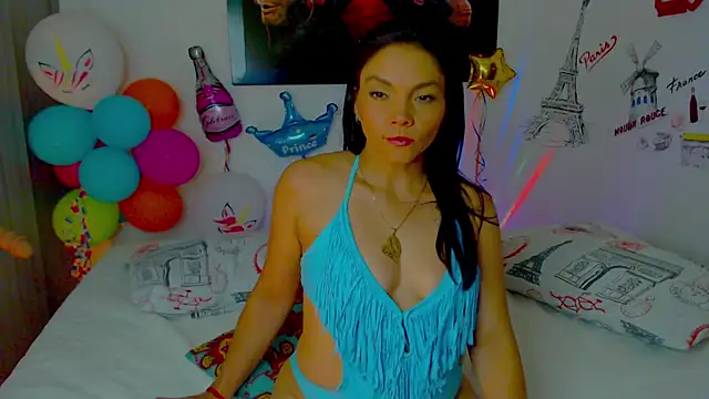 Snapshot of amii777 chatting on 01-06-25, 04:04 amii777 online show from 01-06-25, 04:04