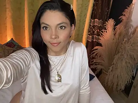 Snapshot of amii777 chatting on 10-04-25, 06:22 amii777 online show from 10-04-25, 06:22