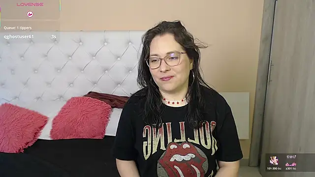 May Carlier online show from 01-08-26, 06:32