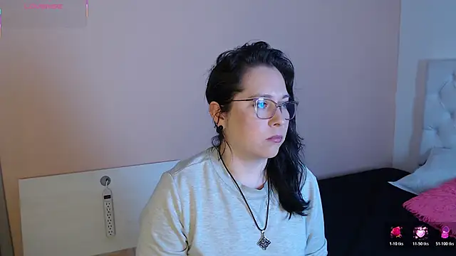 May Carlier online show from 02-03-26, 10:04