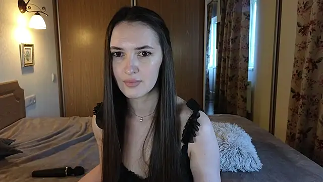 Snapshot of Tutti_Frutt1s chatting on 05-26-26, 05:47 Tutti Frutt1s online show from 05-26-26, 05:47