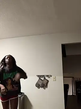 Snapshot of spicysugar74 chatting on 12-13-24, 11:17 spicysugar74 online show from 12-13-24, 11:17