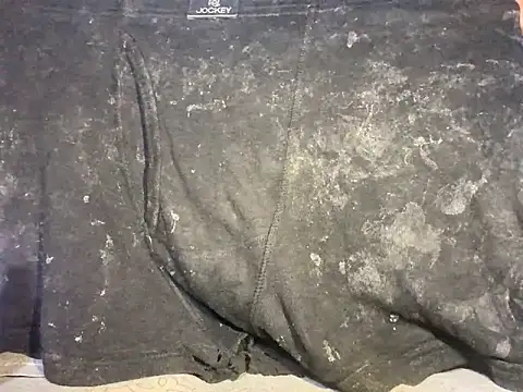 barenlund456 online show from 12-22-25, 08:28