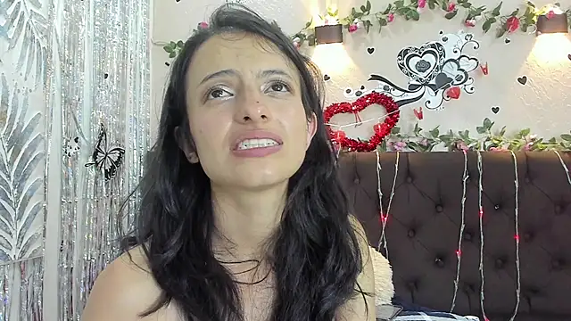 HottCandy21 online show from 02-20-25, 07:19