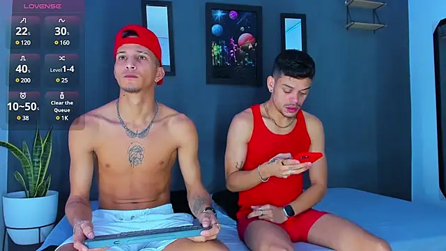 Snapshot of Friendsofeverything_ chatting on 02-21-25, 11:44 Friendsofeverything online show from 02-21-25, 11:44