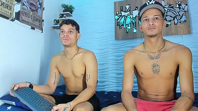 Snapshot of Friendsofeverything_ chatting on 10-01-25, 01:50 Friendsofeverything online show from 10-01-25, 01:50