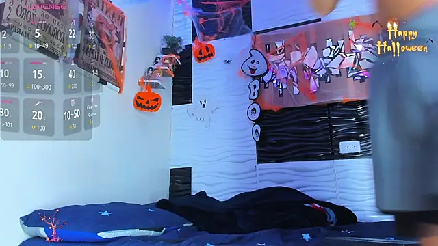 Snapshot of Friendsofeverything_ chatting on 10-18-25, 01:45 Friendsofeverything online show from 10-18-25, 01:45