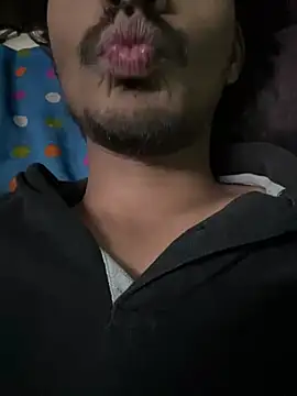 Snapshot of Privateseducer chatting on 03-21-25, 09:12 Privateseducer online show from 03-21-25, 09:12