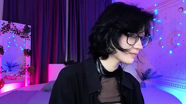 dark vamp  online show from 12-22-24, 09:09