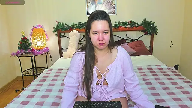 Snapshot of Mira_Karter chatting on 01-22-25, 01:42 Mira Karter online show from 01-22-25, 01:42